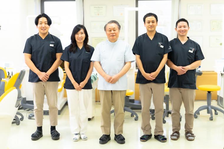 肱川先生・安藤先生・久芳先生が日本歯周病学会の歯周病専門医試験に合格しました！