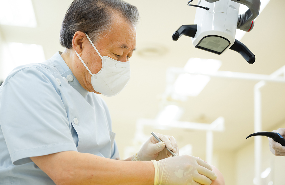 日本歯周病学会歯周病専門医が行なうインプラント埋入治療